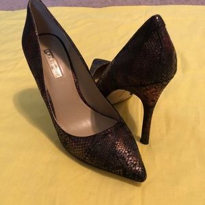 BCBG Women Heels size 8.5M
